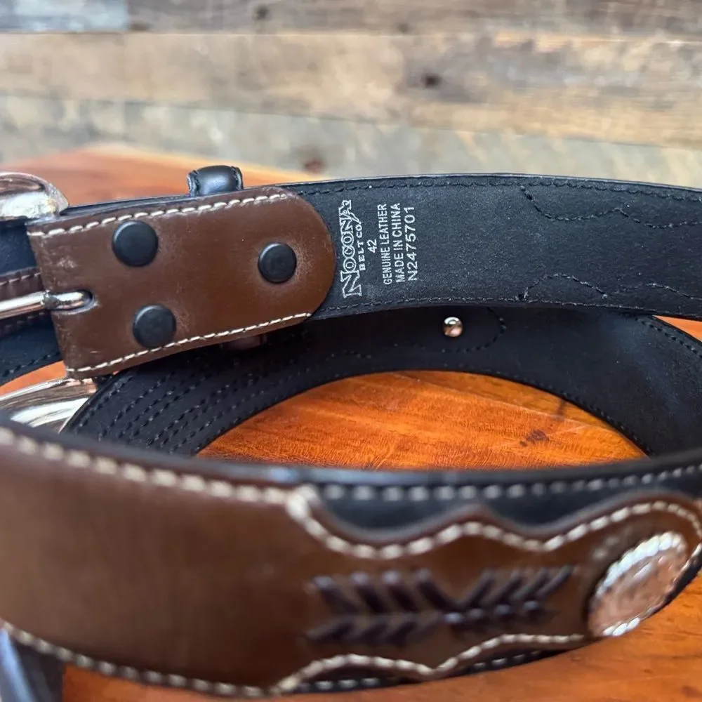 NOCONA MENS FABRIC INLAY AND CONCHOS LEATHER BELT